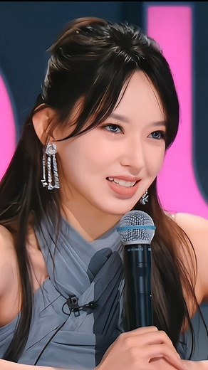 Cheng Xiao 程潇 on Instagram: "Cheng Xiao laoshi! 🫡🔥✨ #chengxiao #程潇 #성소 #ソンソ #เฉิงเซียว #trìnhtiêu #barbie #chengxiaolaoshi #xiaolaoshi #mentorchengxiao #chinese #survivalshow #cdrama #cpop #kpop #girllpower #asiasuperyoung #亚洲超星团 #idolproducer #weareyoung #greatdancecrew #greatdancecrews2"