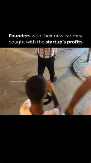 Startups | Entrepreneurs | VCs🦄 on Instagram: "$0,000,000 ARR #startups #startup #startupmemes #startupmemes #startuphumor"