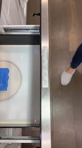 🔒🧽 Keep your kitchen sponge spick and span with these pro tips! 💪🏼✨ #KitchenSpongeTips #SqueakyCleanKitchen #StayGermFree | Jessica Gavin