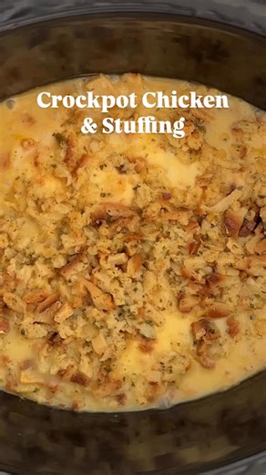 Fantabulosity / Jessica Burgess on Instagram: "Crock Pot Chicken and Stuffing 🍗🥘 ▢ 2 pounds boneless skinless chicken breasts ▢ 1 (6-ounce) box chicken stuffing mix ▢ 2 cups chicken broth ▢ 1 (10.5-ounce) can cream of chicken soup 👉 Comment “yum” for the full, detailed recipe to be sent to your messenger #crockpotrecipes #dinnerrecipes #comfortfoodrecipes #easyweeknightdinners #familyfavorites crock pot chicken and stuffing, slow cooker chicken recipe, easy crockpot dinne