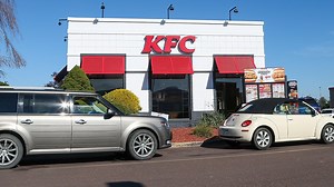 AI will soon be taking your drive-thru orders at 500 Taco Bell, Pizza Hut, KFC locations