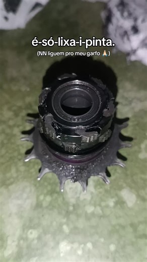 Transforme Seus Unhas com Lixa e Pintura