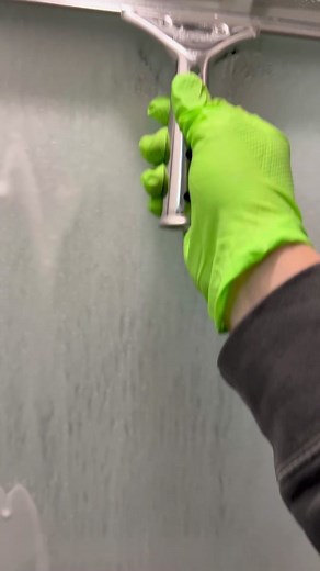 How to clean up a tile shower with hard water build up #cleantok #howto #cleanthatup #cleaningtiktok #cleaninghacks