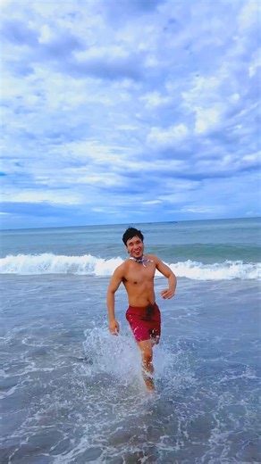 Basking under the sun in San Felipe kasi dito lang ako hindi stressed 😌 #fyp #zambales #travelph