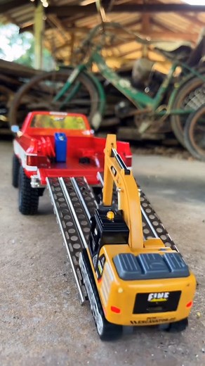 Mini excavator skala 1:64 Charger Order di link bio no.209 #excavatorrc #kadoanak #mobilremot #kadonatal | M Rizfan Z | Facebook