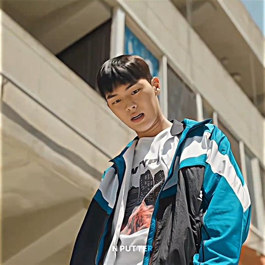 Suho Aura moment 😾💥 | Weak hero class 1 #shorts