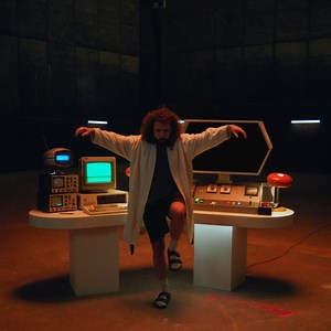 23K views · 313 reactions | ¡Golpea primero, CONECTA fuerte, sin piedad! Javier Ibarreche se convierte en nuestro sensei de las conexiones en 6 GRADOS. Todo está conectado en el universo de Netflix. Episodio #2 COBRA KAI  Estrena el 12 de Enero. | Netflix | Facebook