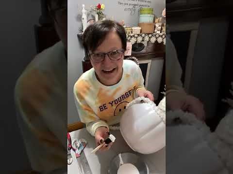 DIY Snowman made with stackable pumpkins.