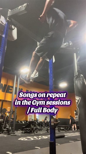 Vibing in the Gym: Full Body Workout Essentials
