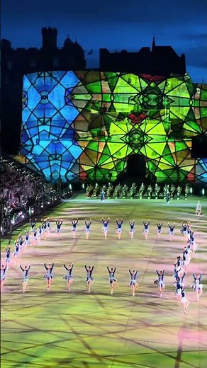 🏴✨ Highland Dancers STEAL THE SHOW at Edinburgh Tattoo! (Watch Their Jaw-Dropping Moves) 💃🥁