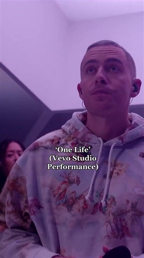 Dermot Kennedy 'One Life' Vevo Studio Performance