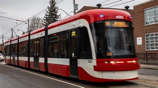 Toronto to install new priority streetcar lanes on Bathurst Street