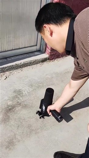 Coding Products with a Handheld Printer.