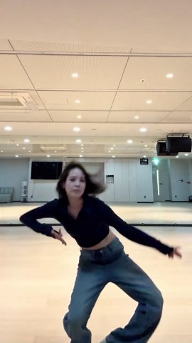 NiziU's Powerful Dance Moves and Messages