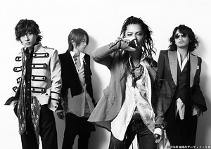 L’Arc～en～Ciel、2日間で16万人という国立競技場ライヴ史上最多動員数を記録した伝説の公演をWOWOWで放送＆配信！