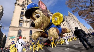 Macy's Thanksgiving Day Parade 2019: Balloons fly, just lower than usual