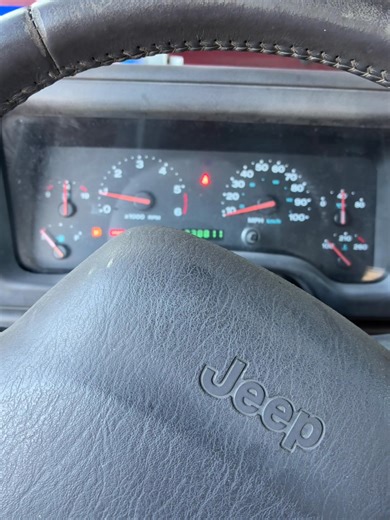 Jeep wrangler that was parked for years needed a crank position sensor and cleaned the fuel tank and a new pump | Ozzy’s mobile auto repair