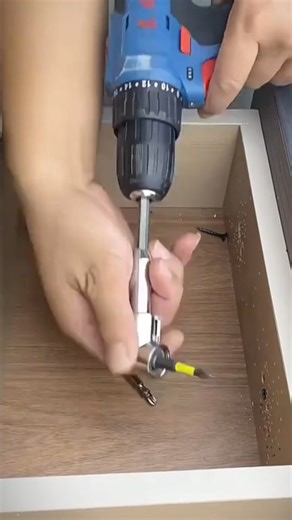  This drill bit adapter is designed for easily tightening screws in tight spaces. It is compatible with various drill bits and wrenches, allowing access to hard-to-reach places that other tools can't manage.殺 | Wichhistor9? | Facebook