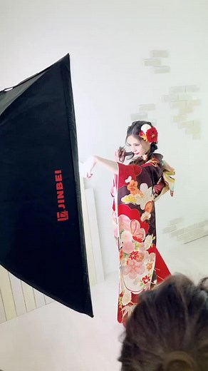 ミウちゃんやる事可愛いすぎ #濱﨑美潤 #ミウ #スマイル #笑顔が可愛い #ちょっとした撮影の裏側 #おすすめのりますように