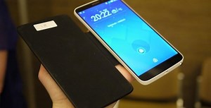 Alcatel One Touch Hero Hands-On - SlashGear