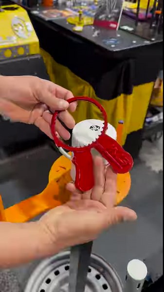 1.1M views · 15K reactions | The JM3 oil filter wrench #automotive #tiacrew #mechanic | Tools in Action | Facebook