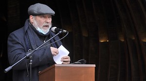 Iszonyú fájdalmakkal küzd az Omega zenésze, Molnár György „Elefánt”