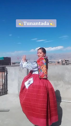 Tunantada Jaujina: Vestimenta, Danza y Pasos de Mujer