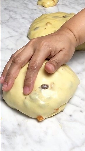 How to shape panettone dough, pirlatura