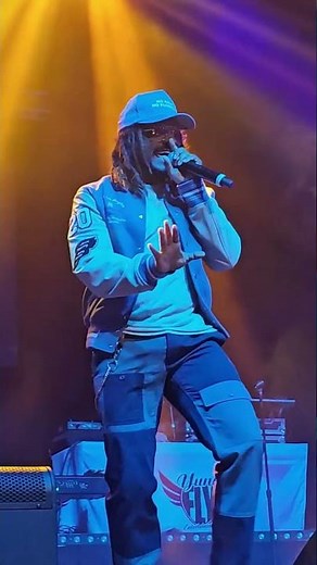 Lloyd's INCREDIBLE Live Performance of 'You' at R&B Concert in St Louis #lloyd #concert #shorts