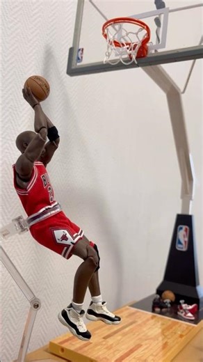 Medicom NBA MAF EX Action Figure Michael Jordan + McFarlane Basketball stand model toy Backboard 🏀
