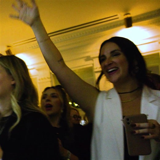 25K views · 135 reactions | Ever seen an America’s Got Talent contestant live and in person? Well, here’s your chance. Vibe out to the electrifying beats of local musician BJ Griffin, who holds a residency at the Cavalier Resort. With his high-energy performance, he's guaranteed to ignite the crowd and keep the party going all night long.#VBartisans Artisan: BJ Griffin - https://www.bjgriffinmusic.com/ | Visit Virginia Beach | Facebook