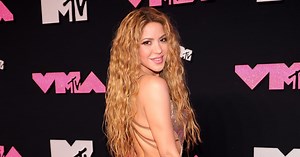 Shakira’s Workouts Test Her ‘Endurance and Stamina’: How the Pop Star Stays in Shape (Exclusive)