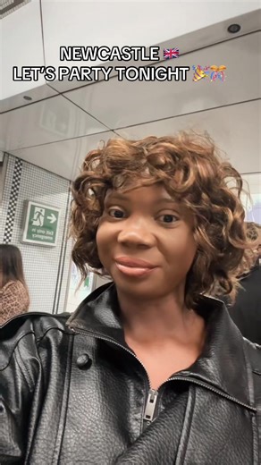 Single ladies and men, couples, individuals looking for friendship, we are hanging out in Newcastle tonight, comment I’m in if you wanna join us #viral #newcastle #newcastleuni #friends #fyp