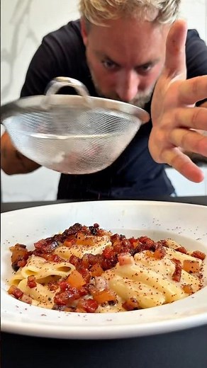 Gricia CREMOSA con guanciale di suino nero🤤 #pasta #gricia #maiale #food #recipe #cucinaitaliana