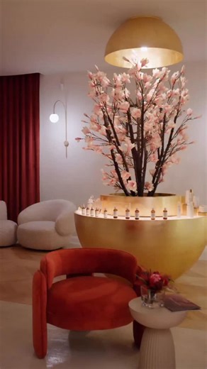 Domnica Margescu on Instagram: "Advanced Biotech by Subtle Energies este genul de tratament care îmbină exact ce caut: știință reală și ingrediente curate. Protocolul lucrează în profunzime cu colagen bio-fermentat, acid hialuronic multi-molecular și enzime de rodie, pentru fermitate, hidratare intensă și luminozitate vizibilă. Rezultatele se văd, dar mai ales se simt. Este un tratament pe care îl recomand și pe care îl găsești în exclusivitate la @the.elements.spa"