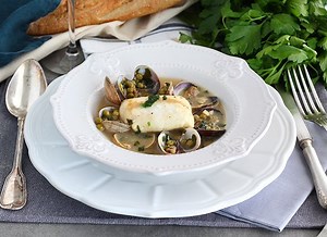 Gestoofde heek met mosselen en erwten recept