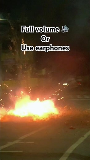 The loudest fireworks 🧨 like a bomb 💣 ‪@YRTRAVELLERS‬