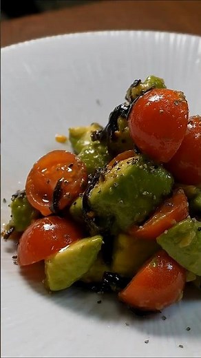 【ざつまみ】切って混ぜるだけ！アボカド×ミニトマトの濃厚さっぱり無限おつまみ #料理初心者 #簡単レシピ #簡単おつまみ #cooking #おつまみレシピ #おつまみ