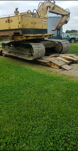 Massive Cat 235 Excavator Rescued from Pond After 3 Years!