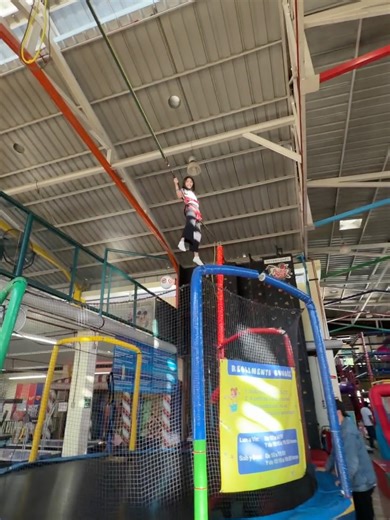 Conny Merlín on Reels