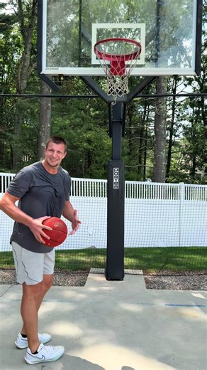 Dunking with Rob Gronkowski