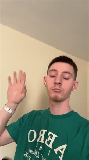 Joey Fisher on Instagram: "#explorepage #joeyfisherr #upcomingartist #reels #milwaukeemusic"