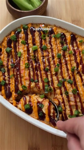 sushi bake🍣🍚 so good and easy to make! #sushi #sushibake #salmon #easyrecipe