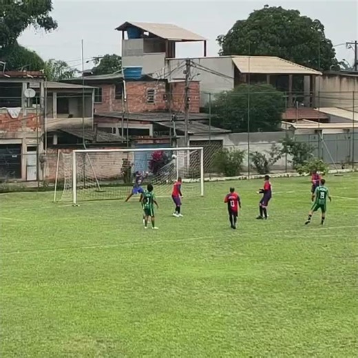 A Juventude servindo os Mais velhos