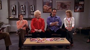 Watch Everybody Loves Raymond Season 9 Episode 16 - Finale