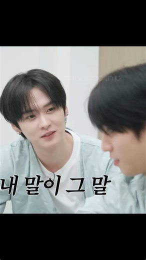 Minsung, Lee Know and Han Jisung, hets their blood drawn 🩷💚