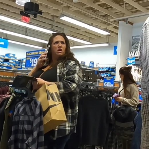 Clearing out the public...with LOUD farts!!! 😖💨 #fart #funny #funnyvideos | Super Stupid Poop