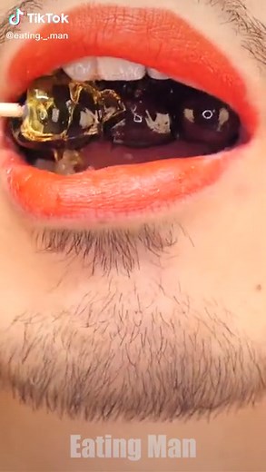 ASMR candied blueberry ブルーベリー飴#asmr #eating #foryou #foryoupage #fyp #food #mukbang #eatingshow #asmrsounds #咀嚼音 #먹방 #asmrvideo #食べる #フルーツ飴 #タンフル #音フェチ #ブルーベリー #closeup