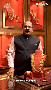 At Ranka, we’ve always believed in keeping up with the changing trends. Here’s a golden sparkle that keeps up to that promise! A double-layered set with complementing earrings and bangles, woven in the conventional tangus style, perfect for elevating all your traditional looks. This is not it! There’s more that awaits you. So, come visit us and explore some sparkling designs and treasures that truly add to your glow. Visit your nearest Ranka Jewellers stores today! #RankaJewellers #GoldJewellery