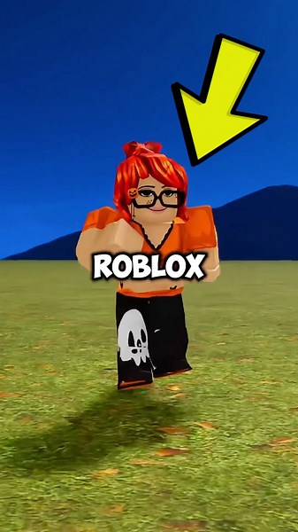 How to make Robux with clothes 🤑🎃 #roblox #robloxclothing #robloxugc #robloxoutfits #shorts #robux